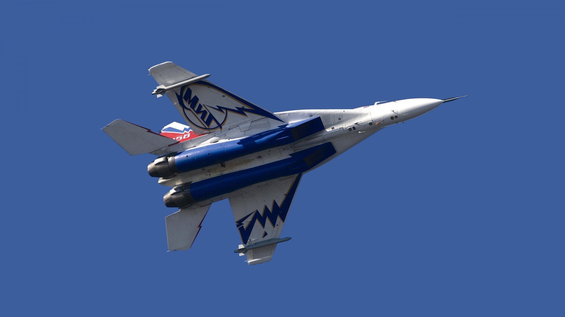 莱万联赛第200球,德甲史上首屈一指的射手,莱万拿过几次德甲金靴