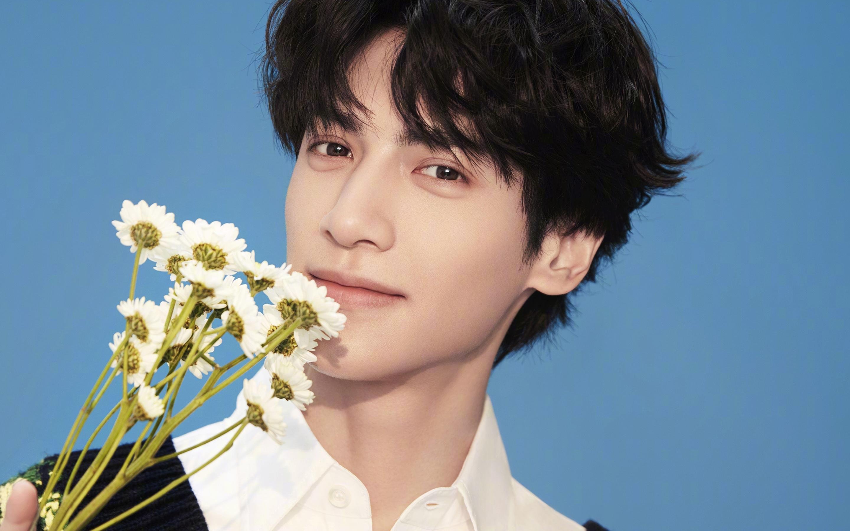 中国男子接力队展现坚强团队实力，中国男子接力队银牌