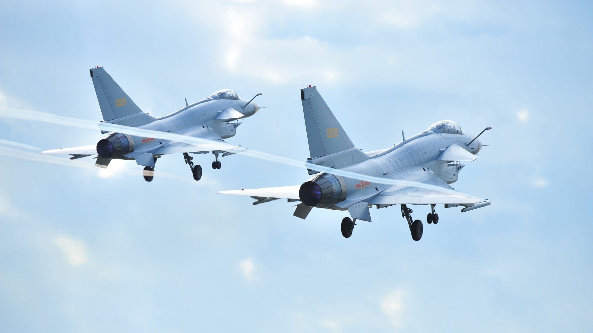 开云在线直播-仰泳冲刺中立代表队A选手排名上升，仰泳中国队